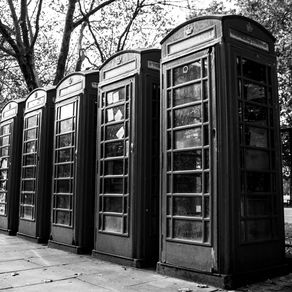 TELEFONES PÚBLICOS EM LONDRES