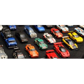 DIECAST CARS WIDE