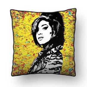 ALMOFADA - AMY WINEHOUSE 2 ANDRE BESSELL - 42 X 42 CM