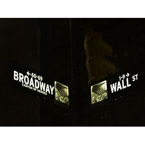 BROADWAY COM WALL STREET