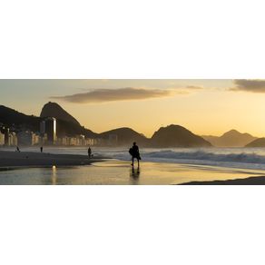 PRAIA DE COPACABANA - RIO DE JANEIRO - DURANTE O POR DO SOL