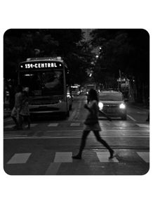 onibus-carro-e-pedestre-noturna-162