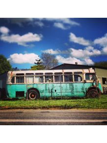 old-bus--nimbin--aus