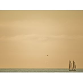 sailing-at-venice