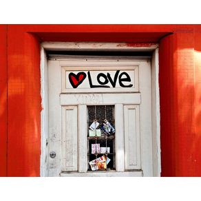 love-art-door