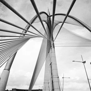 quadro-putrajaya-bridge