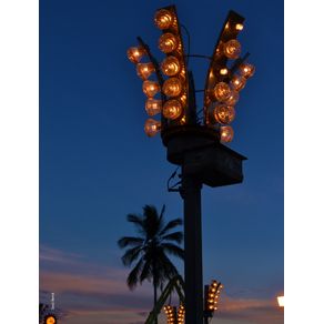 quadro-amusement-park-i-night-lights