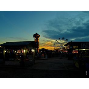 quadro-amusement-park-ii-night-lights