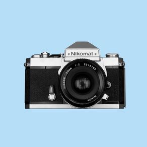 quadro-old-camera-nikomat