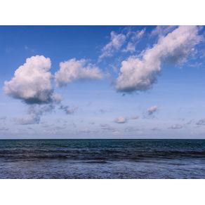 quadro-clouds-over-the-sea
