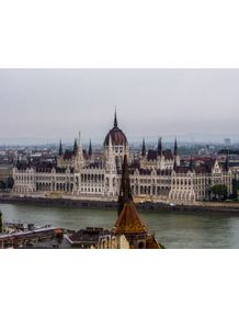 quadro-parliament-budapest